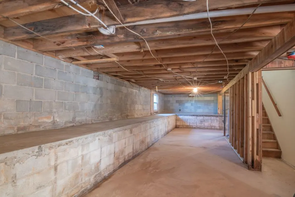 Cavity wall spray foam removal